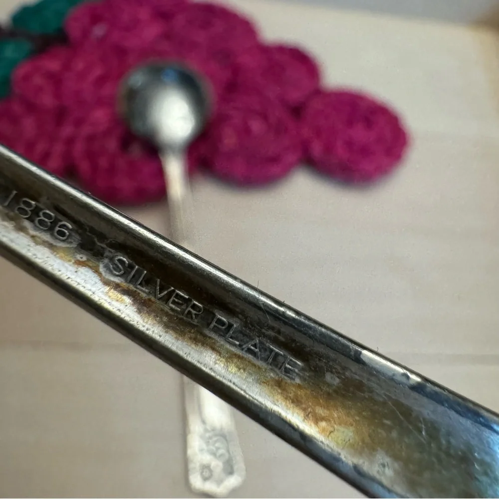 Vintage Marked WM Rogers & Son IS April & Continental 1886 Silver Plate Spoons